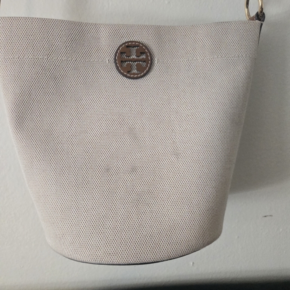 Tory Burch Cream and Tan Shoulder Bag - Picture 8 of 12